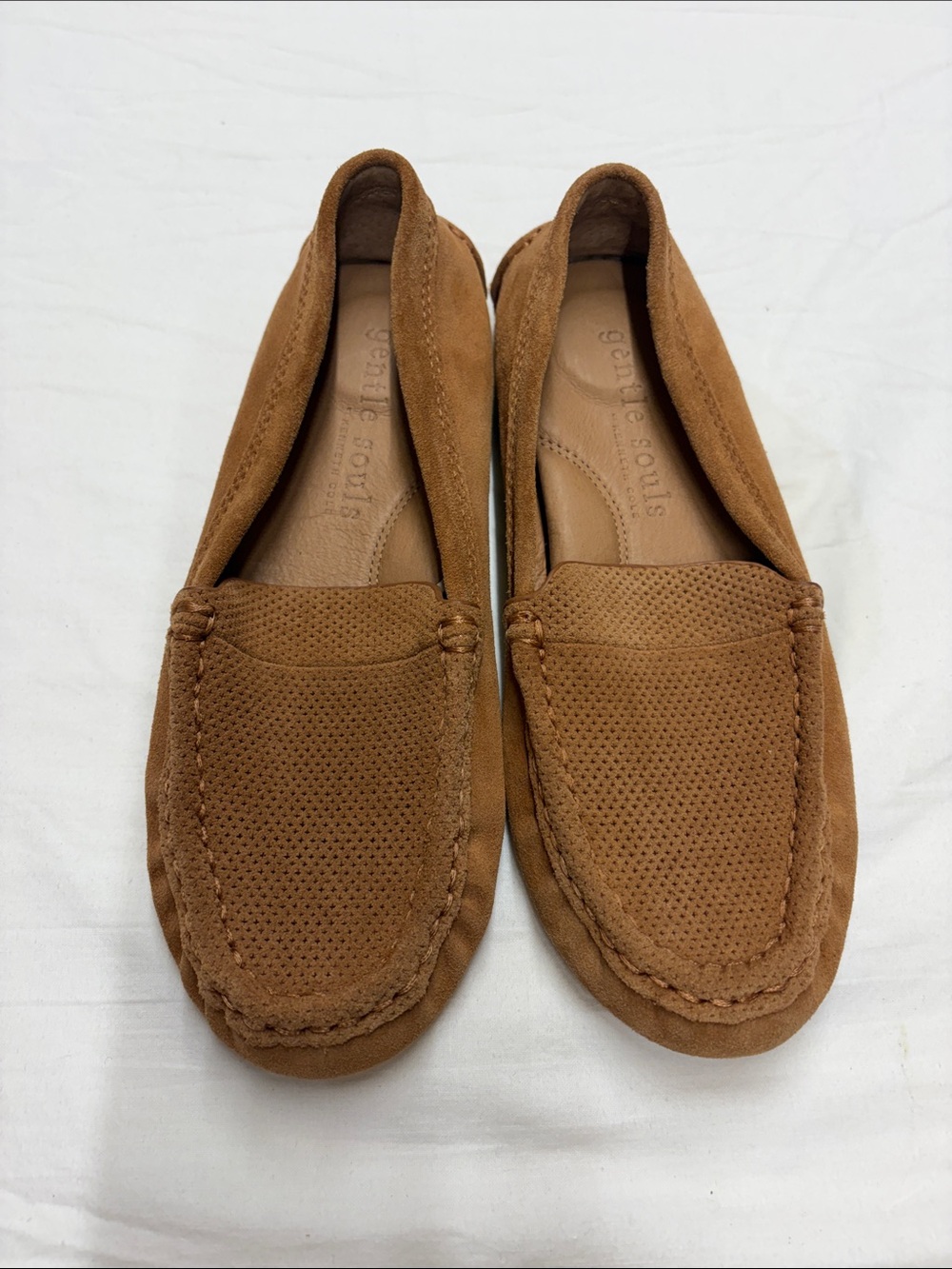 gentle souls by Kenneth Cole Mina Driver 2 Cognac Suede Perforated Loafers 6.5